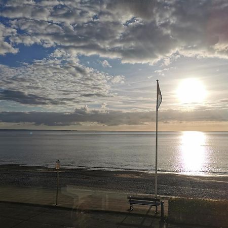 Lovely Seafront 2 Bed Flat In Aberystwyth Apartment Bagian luar foto